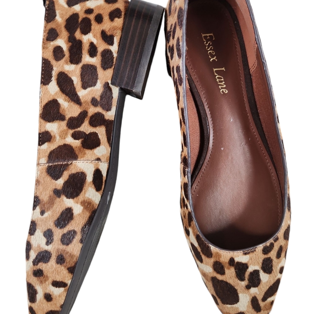 Essex Lane, women's Leopard print flat shoes, never worn,  size 7 1/2 M. - Picture 3 of 11
